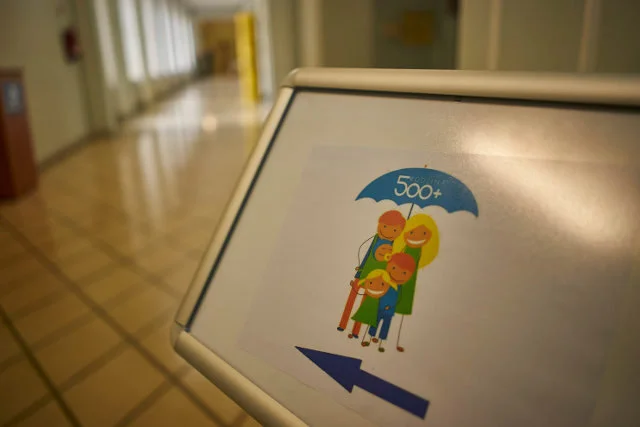 22-latek chciał wyłudzić rządowe pieniądze na zmyślone dziecko.