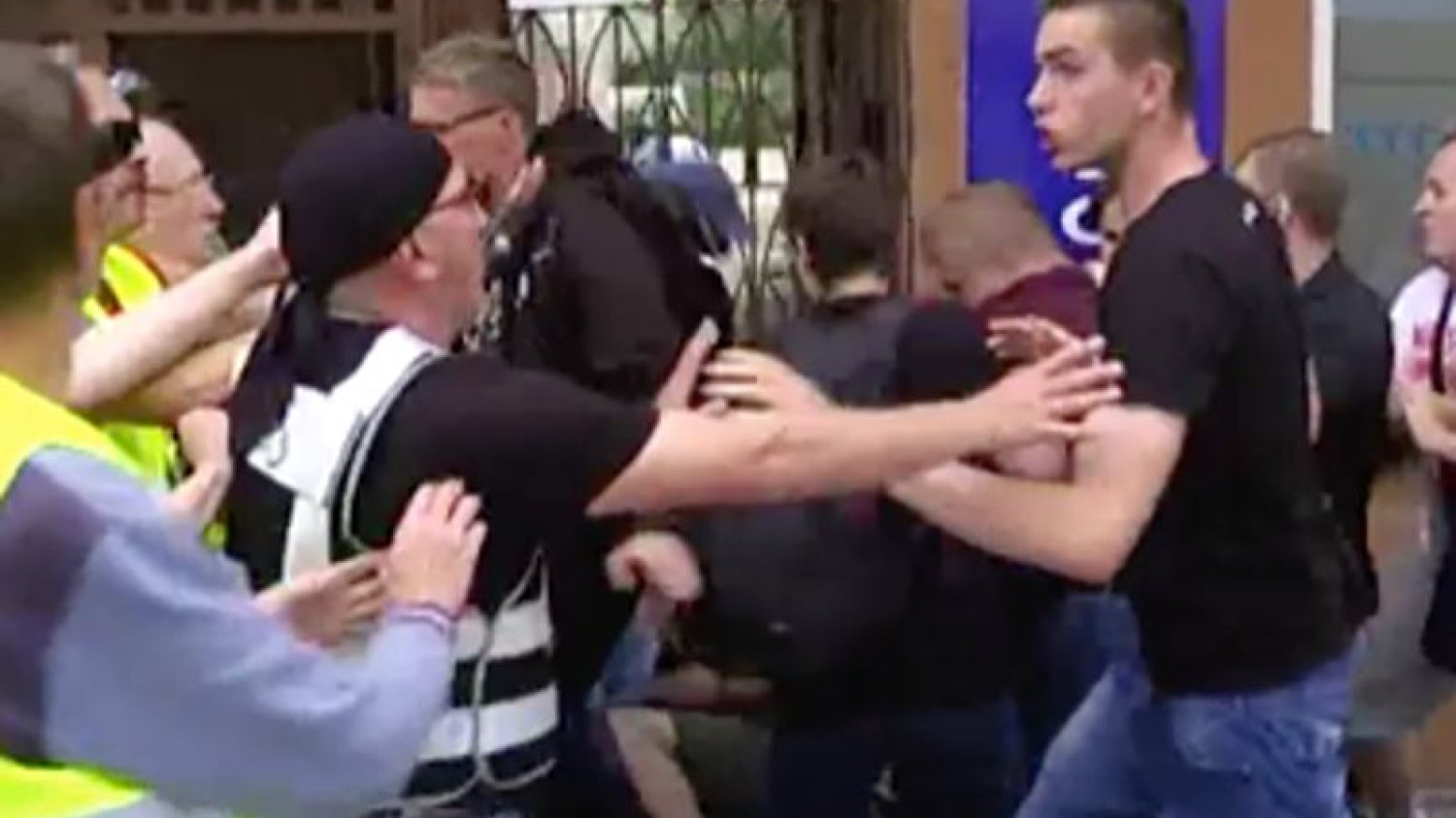 Młodzież Wszechpolska zaatakowała w Radomiu działacza Komitetu Obrony Demokracji