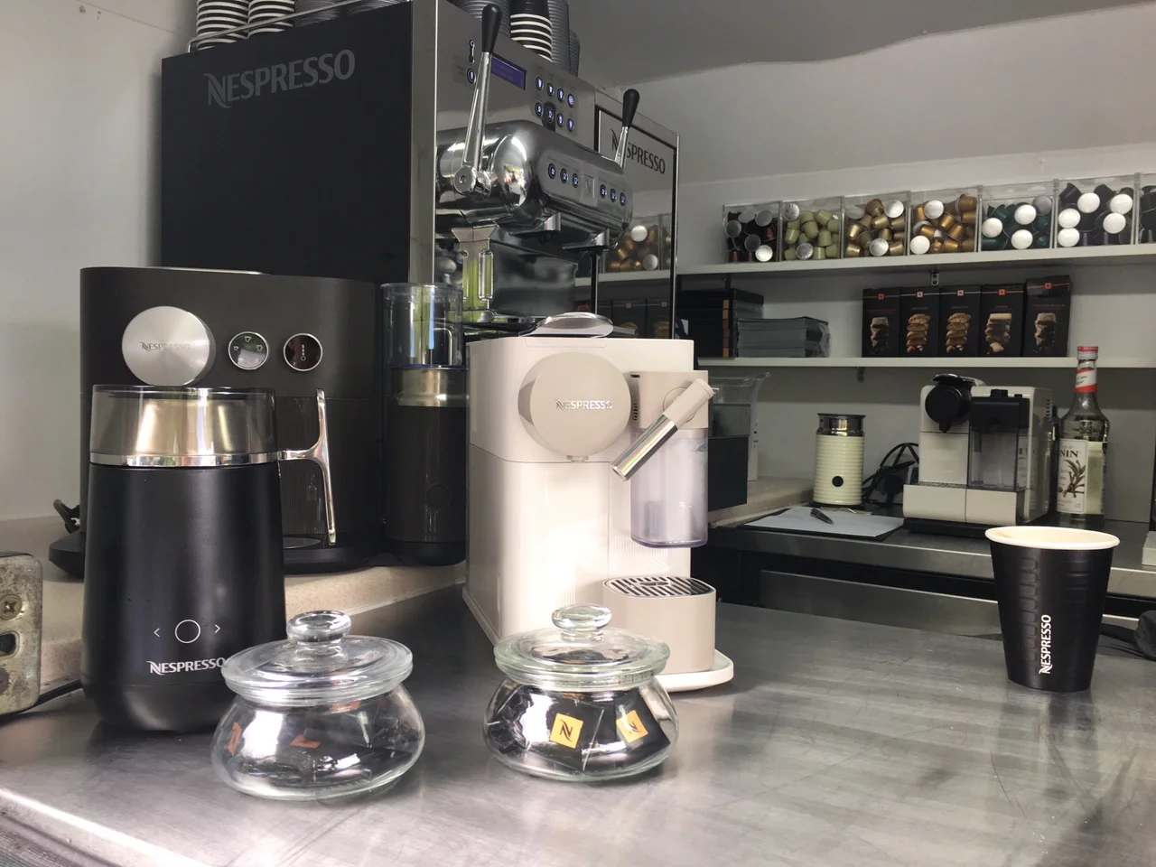 Wnętrze Coffee Trucka Nespresso