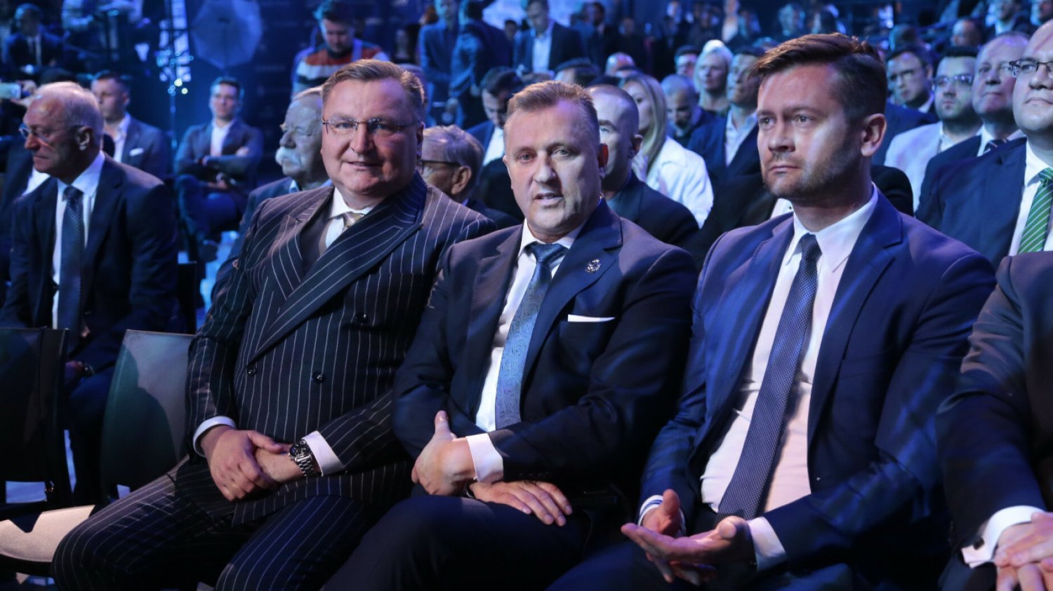 Trener Czesław Michniewicz, prezes PZPN Cezary Kulesza i minister Kamil Bortniczuk. Panowie spotkają się w Zakopanem.