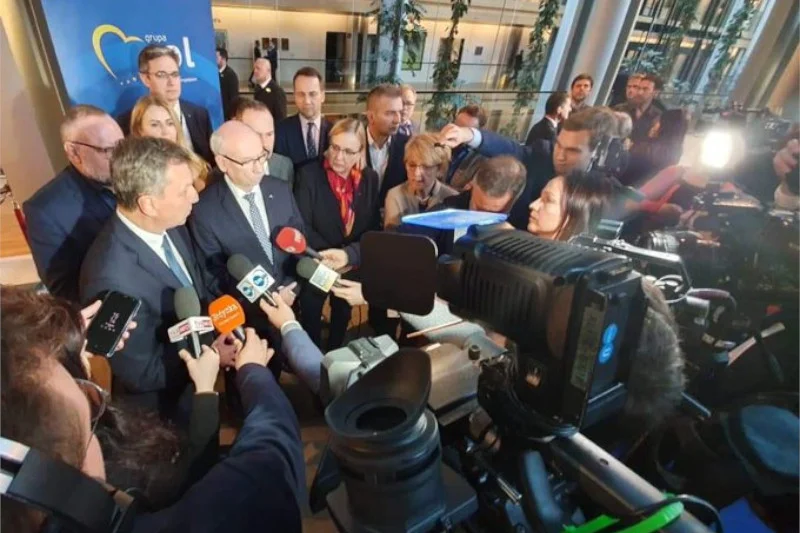 Europosłowie PO o decyzji prokuratury w Katowicach.