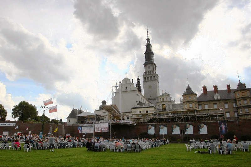 Lewica wygrała w Wadowicach i Częstochowie, miastach-symbolach polskiego katolicyzmu.