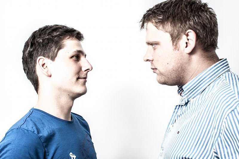 Od kiedy to jesteśmy na Ty? Mów mi proszę Pana!