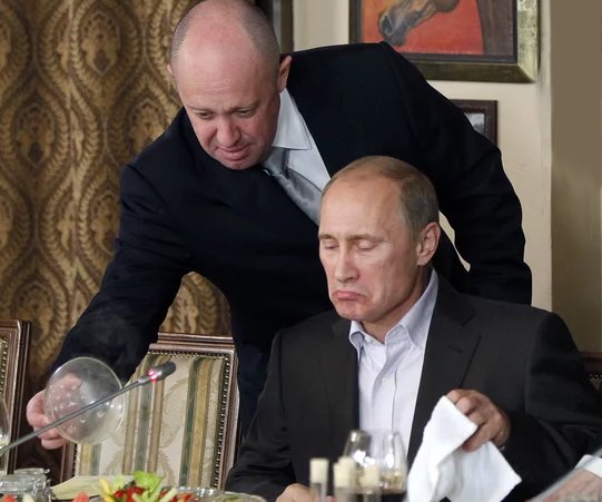 Nie mam fot panów z prywatnych spotkań - tylko służbowe, oficjalne