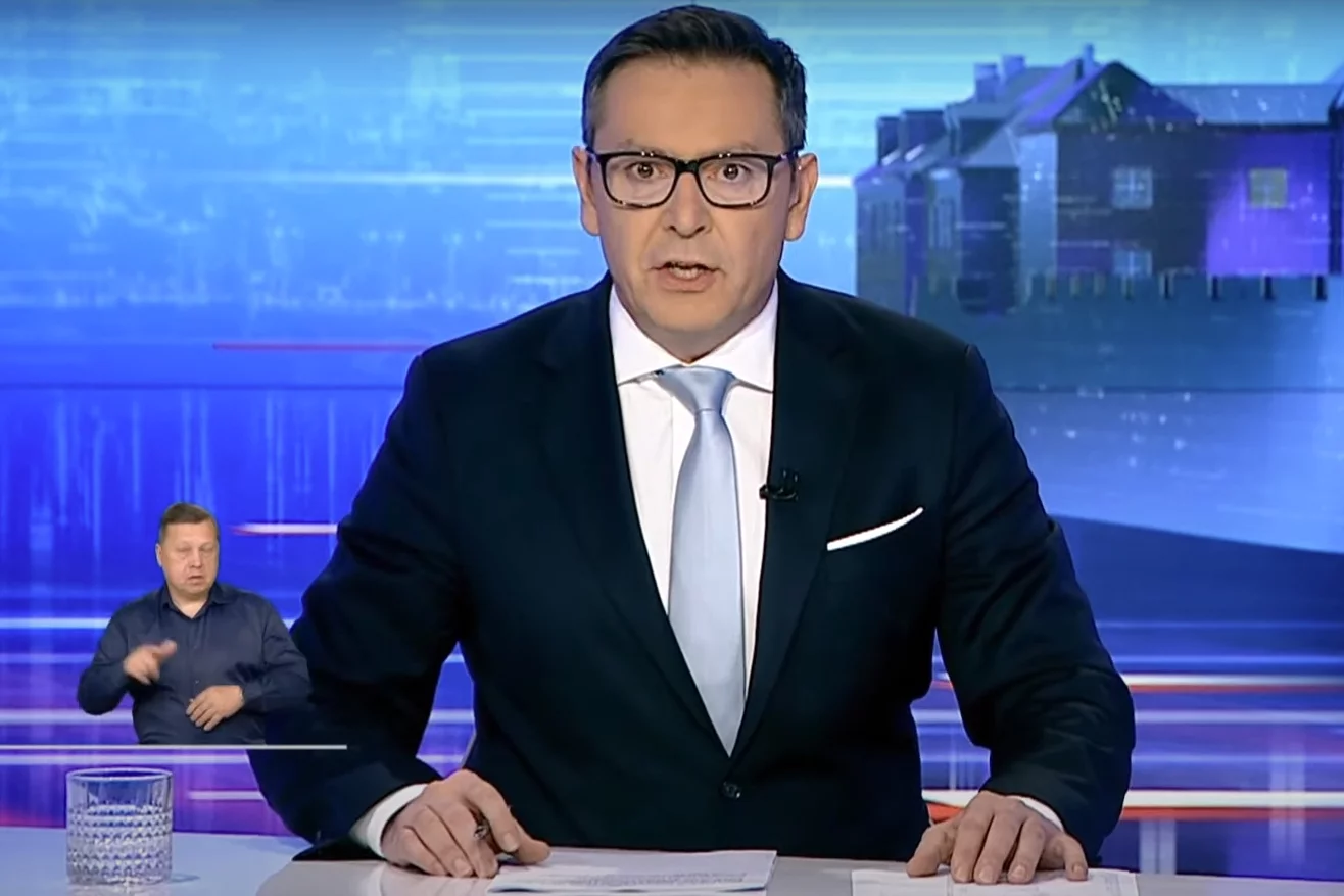 Michał Adamczyk rozwiązanie umowy tvp odprawa