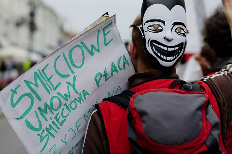 Krytykujesz pracodawcę na Facebooku? Uważaj, możesz błyskawicznie stracić posadę.