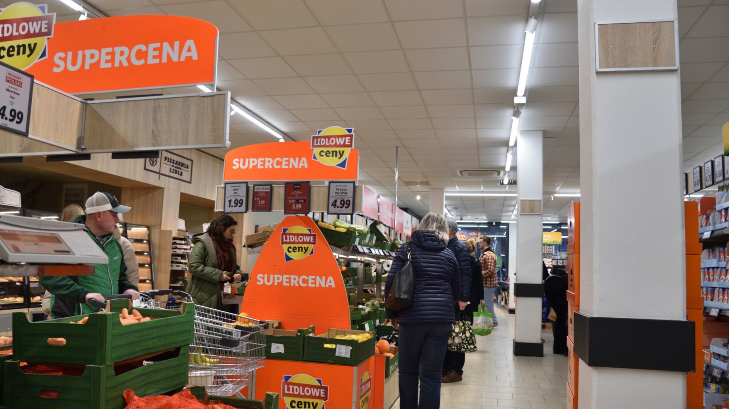 Promocje w Lidlu. Mleko i cukier można dostać gratis