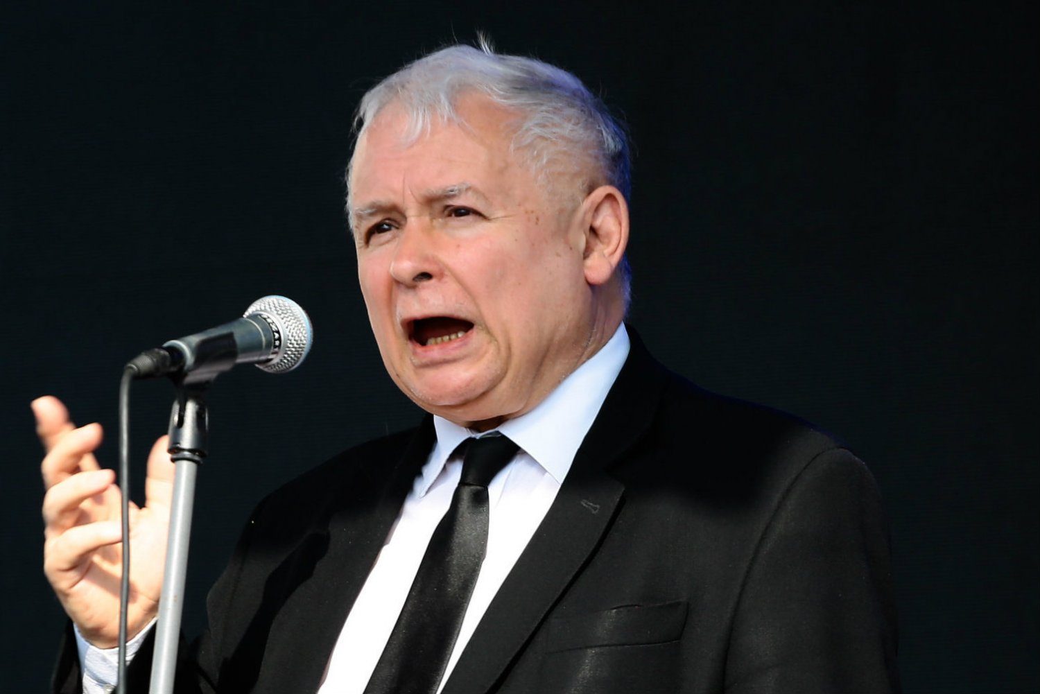 Partia Jarosława Kaczyńskiego chce "500 plus" dla emerytów. Wszystko kosztem najlepiej zarabiających.