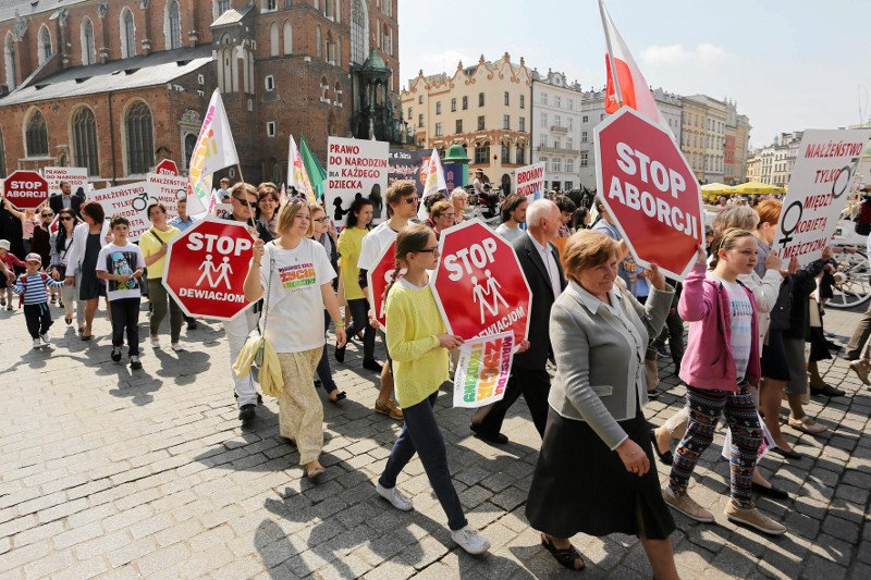 Czy rząd zaostrzy przepisy aborcyjne?