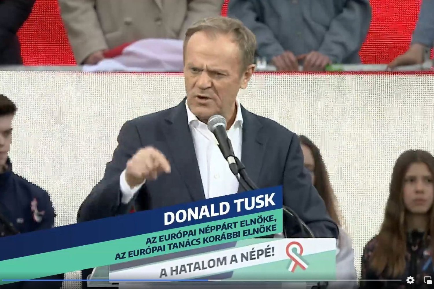 Donald Tusk w Budapeszcie wprost zaatakował Viktora Orbána.