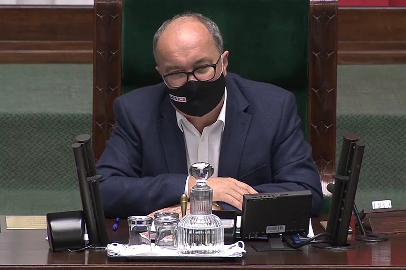 Wicemarszałek Sejmu Włodzimierz Czarzasty został zaatakowany przez policjantów podczas Strajku Kobiet. Włodzimierz Czarzasty, wicemarszałek Sejmu z SLD, został zaatakowany przez policjantów podczas Strajku Kobiet.