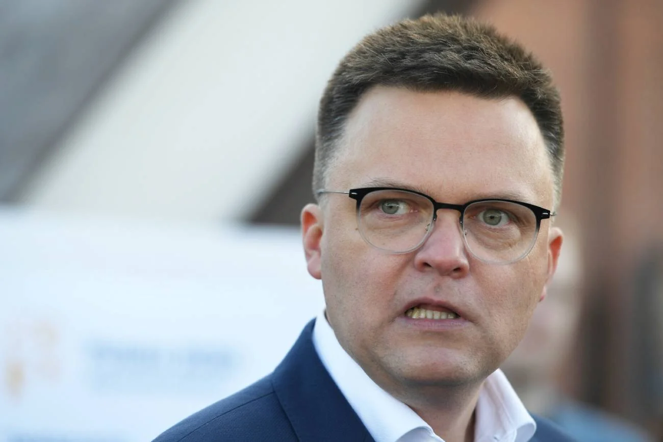 Dwie Polski 2050 na kartach wyborczych? Ma zmusić opozycję do jednej listy