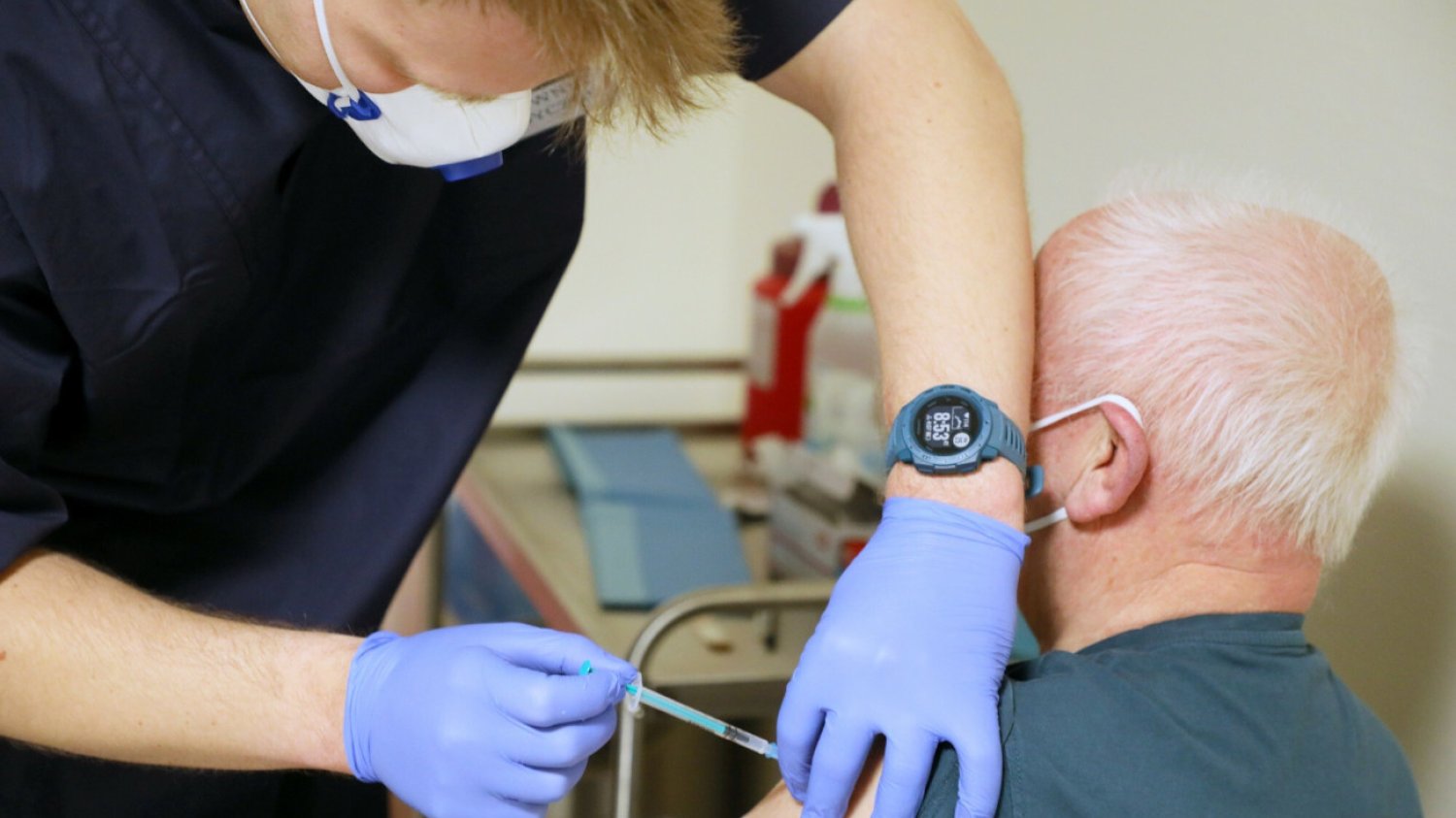 Szczepienie przeciw RSV to jedno ze szczepień rekomendowanych przed klinicystów dla osób po 60. roku życia.