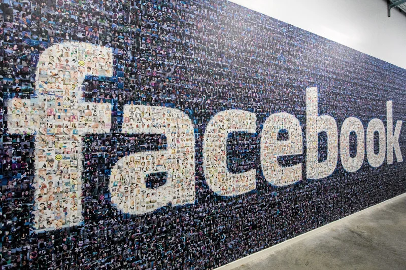 Jak usunąć Facebooka i Instagrama?