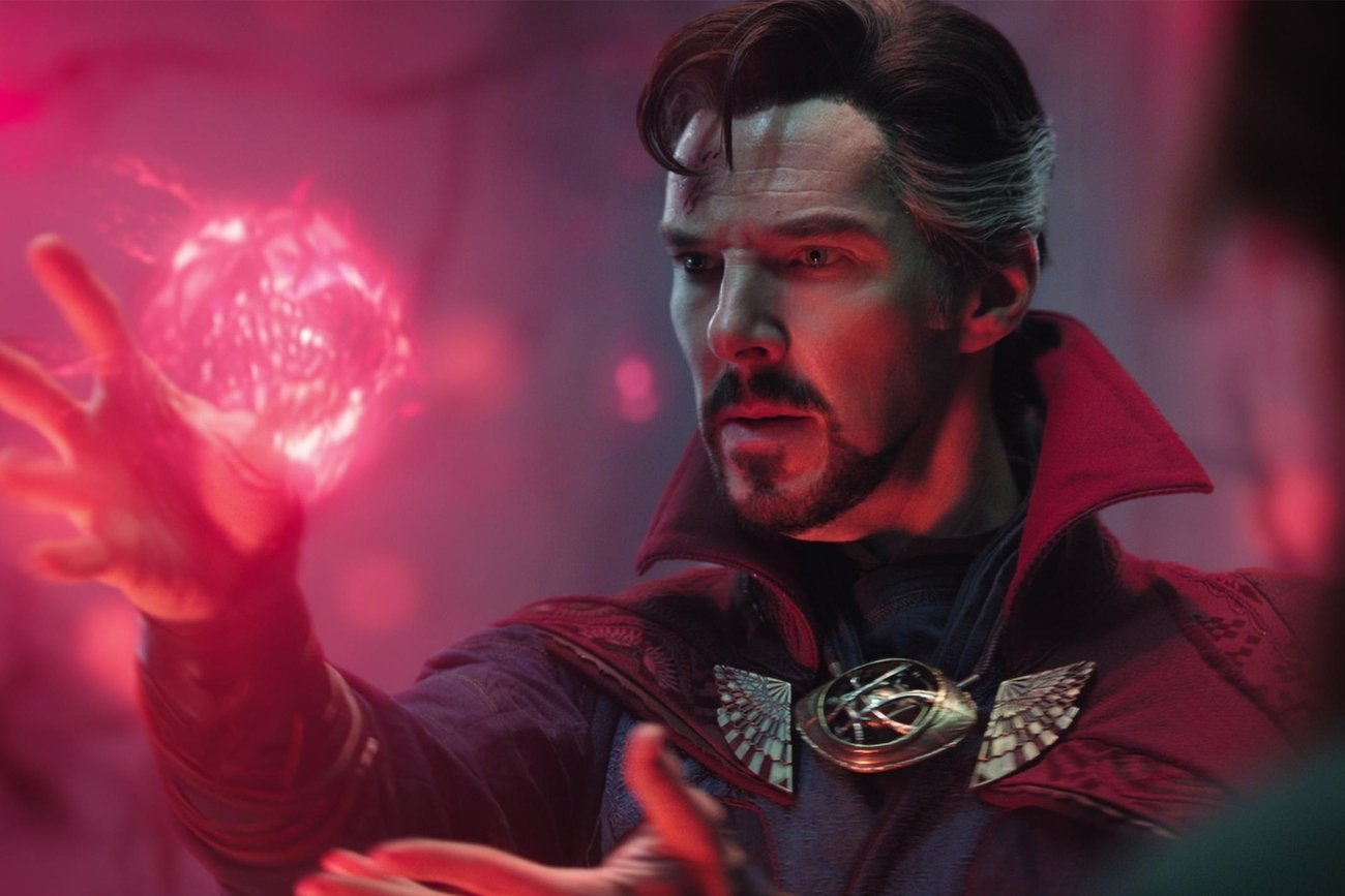 Kiedy premiera filmu "Doktor Strange w multiwersum obłędu" na Disney+? Benedict Cumberbatch w filmie "Doktor Strange w multiwersum obłędu"
