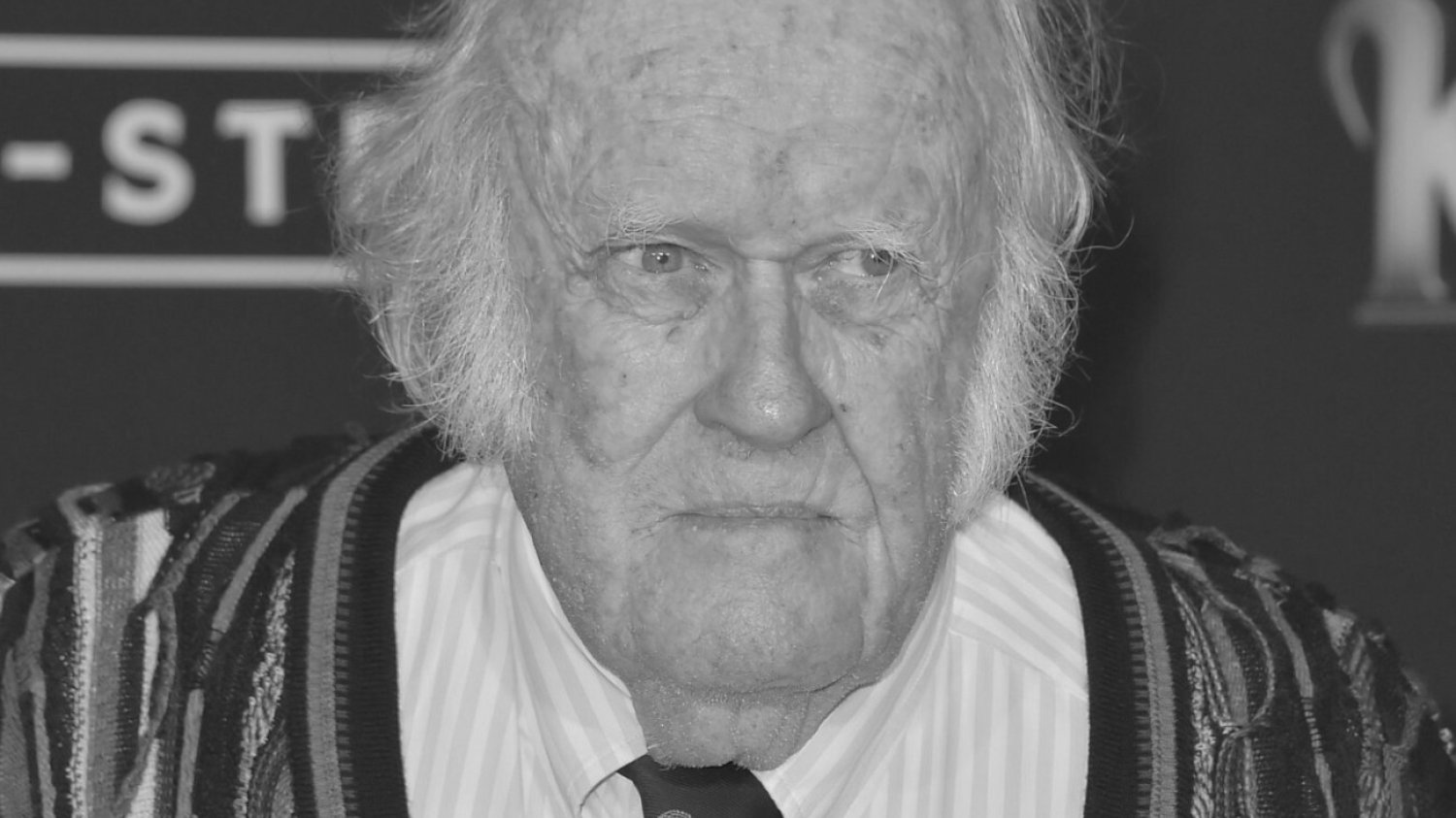 M. Emmet Walsh nie żyje.
