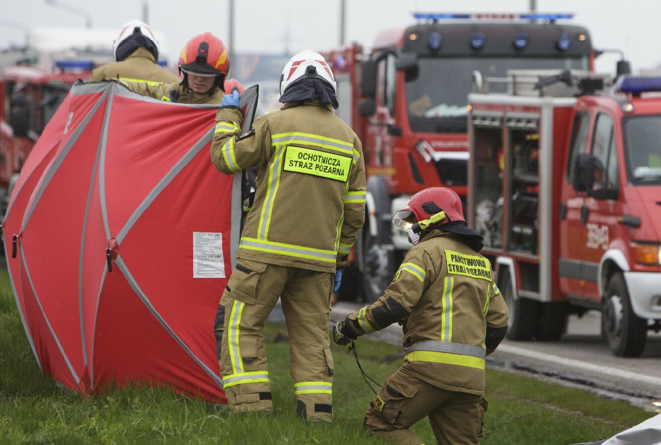 Wypadek koło Sulejowa. 25-latek za kilka miesięcy miał wziąć ślub.