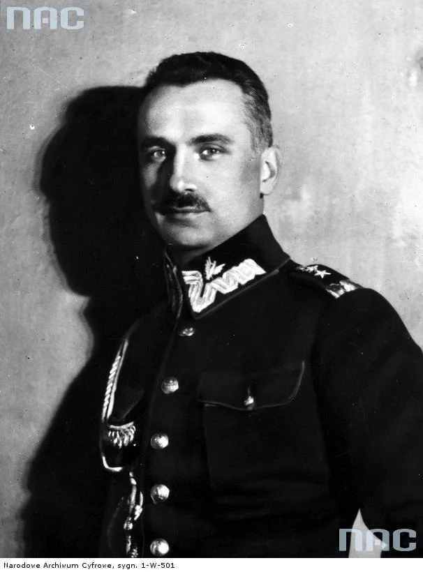 Generał Kazimierz Sosnkowski - miał spore szanse na prezydenturę, gdyby po 17 września 1939 roku Mościcki miał informacje o miejscu jego pobytu.
