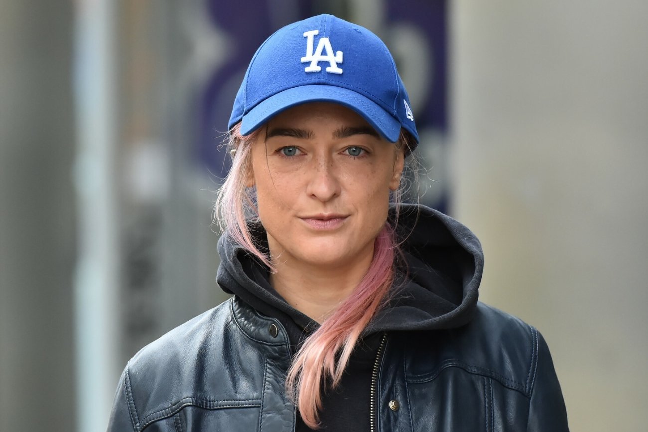 Damięcka dodała nową grafikę na Dzień Mężczyzn.