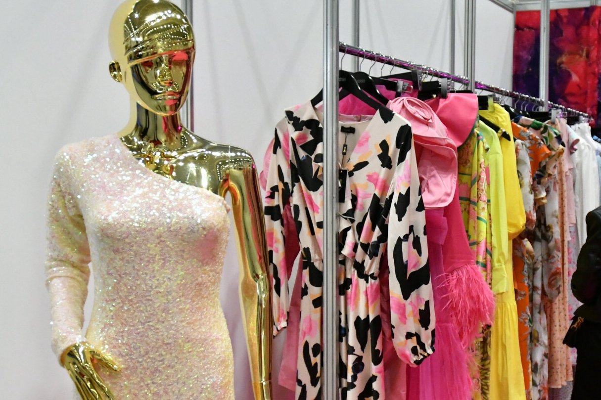 Katolickie radio zachęca do chodzenia w sukienkach w maju.