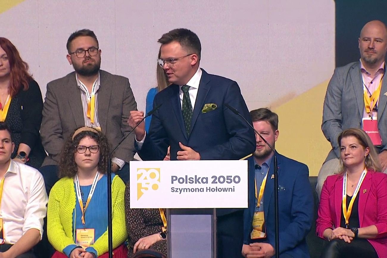 Szymon Hołownia odpowiedział Donaldowi Tuskowi.