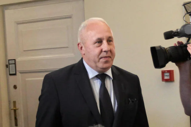 Dariusz Łuczak, szef ABW, ujawnia, że w Polsce działa komórka sprzyjająca ISIS