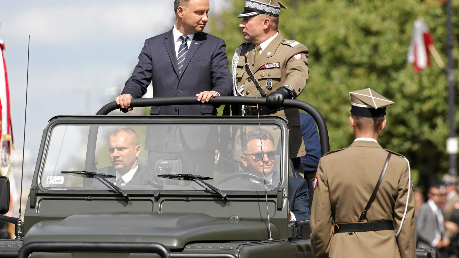 Defilada z okazji Święta Wojska Polskiego nie wszystkim przypadła do gustu.