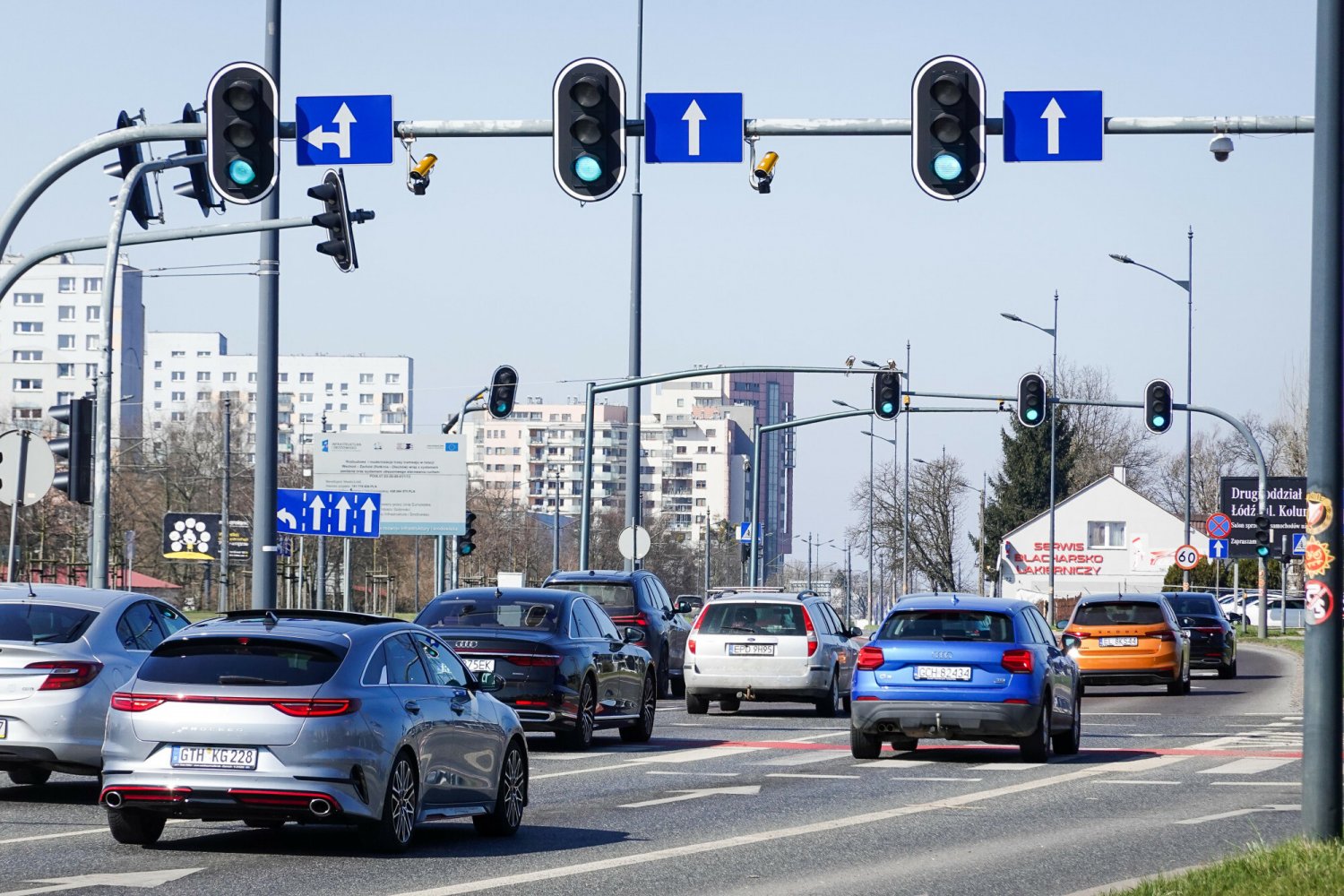 Kamery RedLight zbierają żniwo w nowych miejscach. Źli kierowcy nie mają z nimi szans