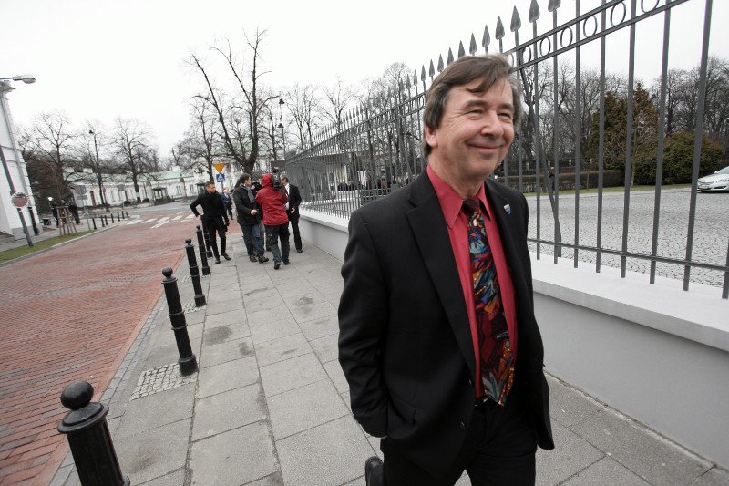 Wiesław Binienda ujawnił część treści raportu podkomisji smoleńskiej.