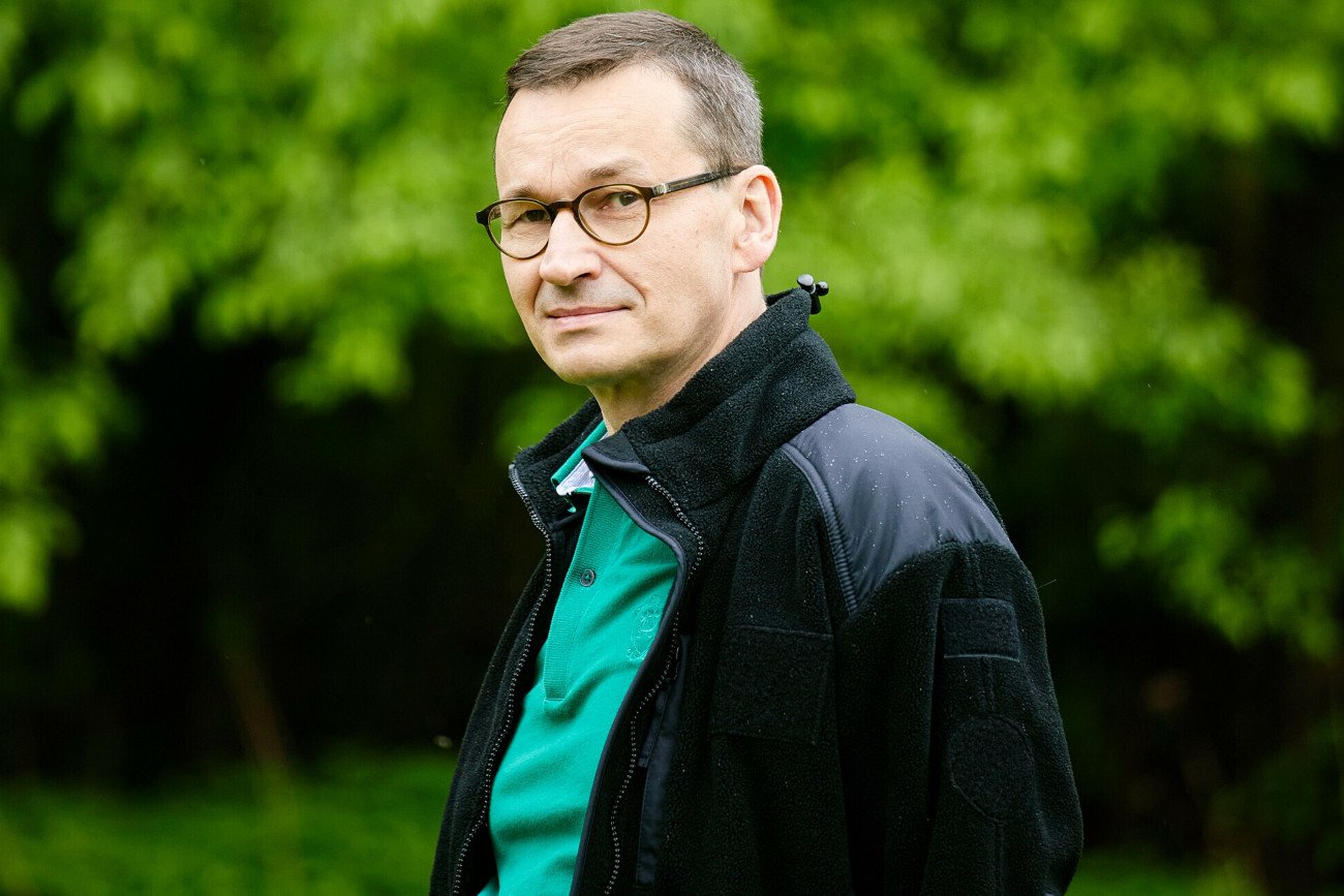 Wiceminister klimatu i środowiska w rządzie Mateusza Morawieckiego przypomniał, że "cały czas obowiązuje, za zgodą leśniczego, możliwość zbierania gałęzi na opał".