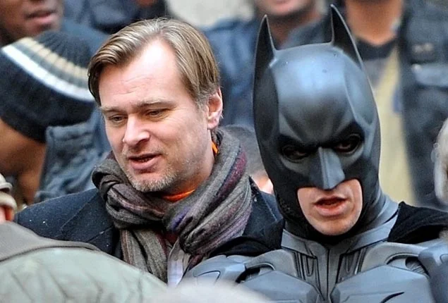 Christopher Nolan i Christian Bale na planie "Mroczny Rycerz powstaje"