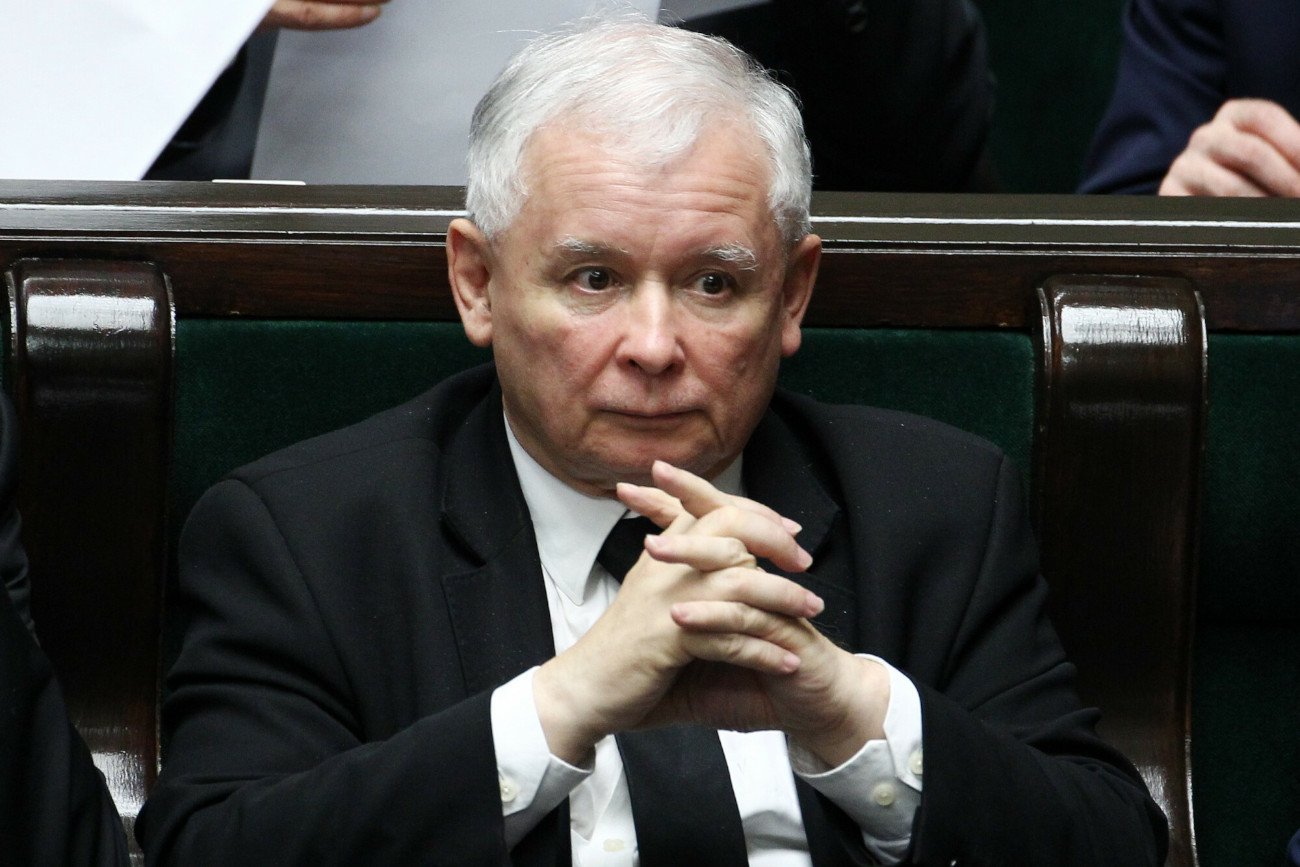 Jarosław Kaczyński nie ma powodów do zadowolenia.