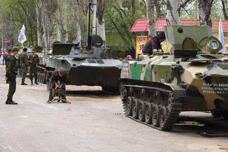 Władze w Kijowie zapowiadają akcję antyterrorystyczną w Słowiańsku.