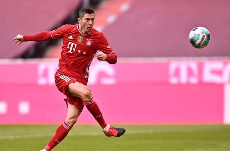 Robert Lewandowski strzelił gola, ale też ostro zaatakował rywala.