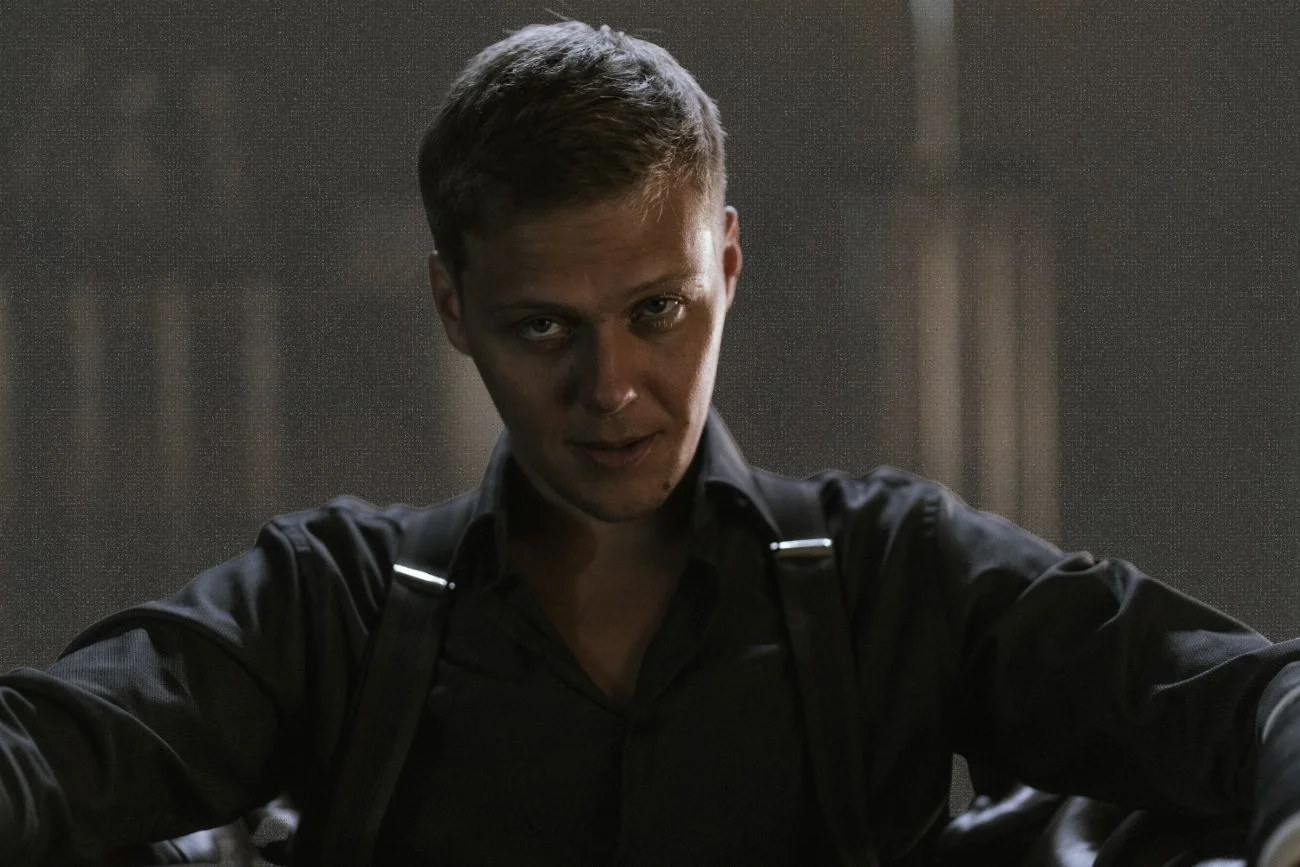 Serial Langer już na SkyShowtime Jakub Gierszał jako Langer