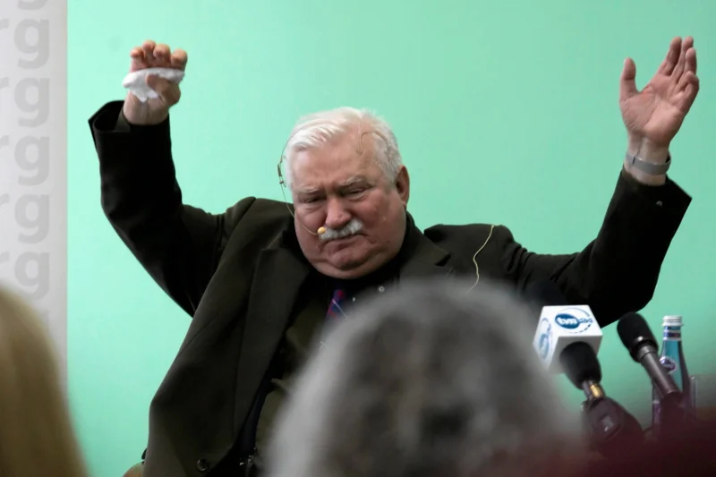 Wyniki audytu w Instytucie Lecha Wałęsy wskazują, iż ma on ok. miliona zł długu.