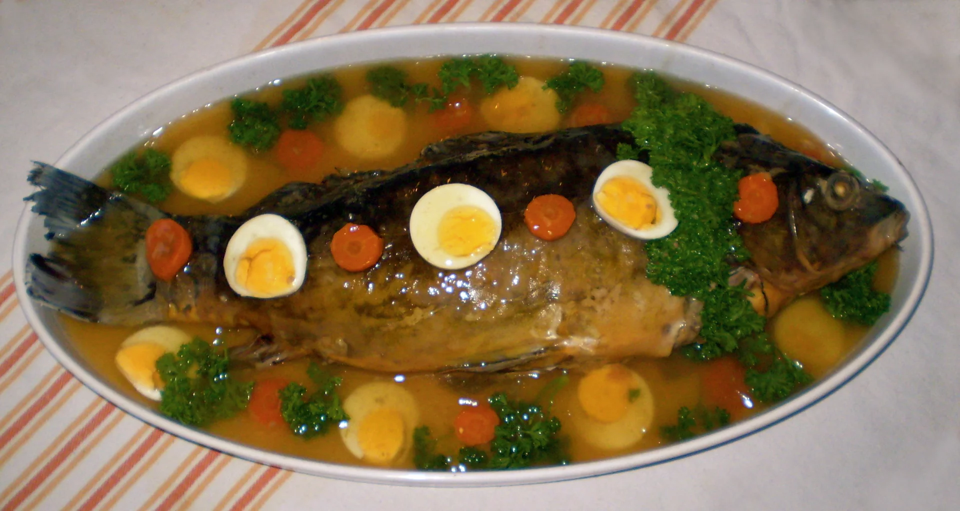 Karp po żydowsku - w wersji z farszem.
