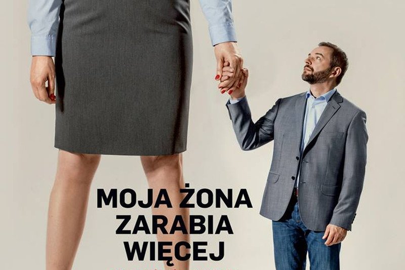 Mężczyźni rzadziej odnoszą sukcesy  zawodowe, ale nie chcą zgodzić się na wymianę społecznych ról – większość z nich jest przekonanych, że to kobiety lepiej potrafią zająć się domem.