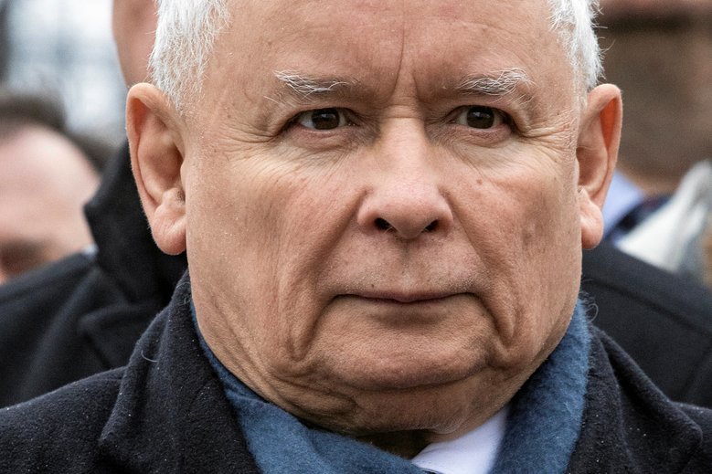Jarosław Kaczyński: "Wiemy, że końcowego raportu nie będzie na ósmą rocznicę tragedii".