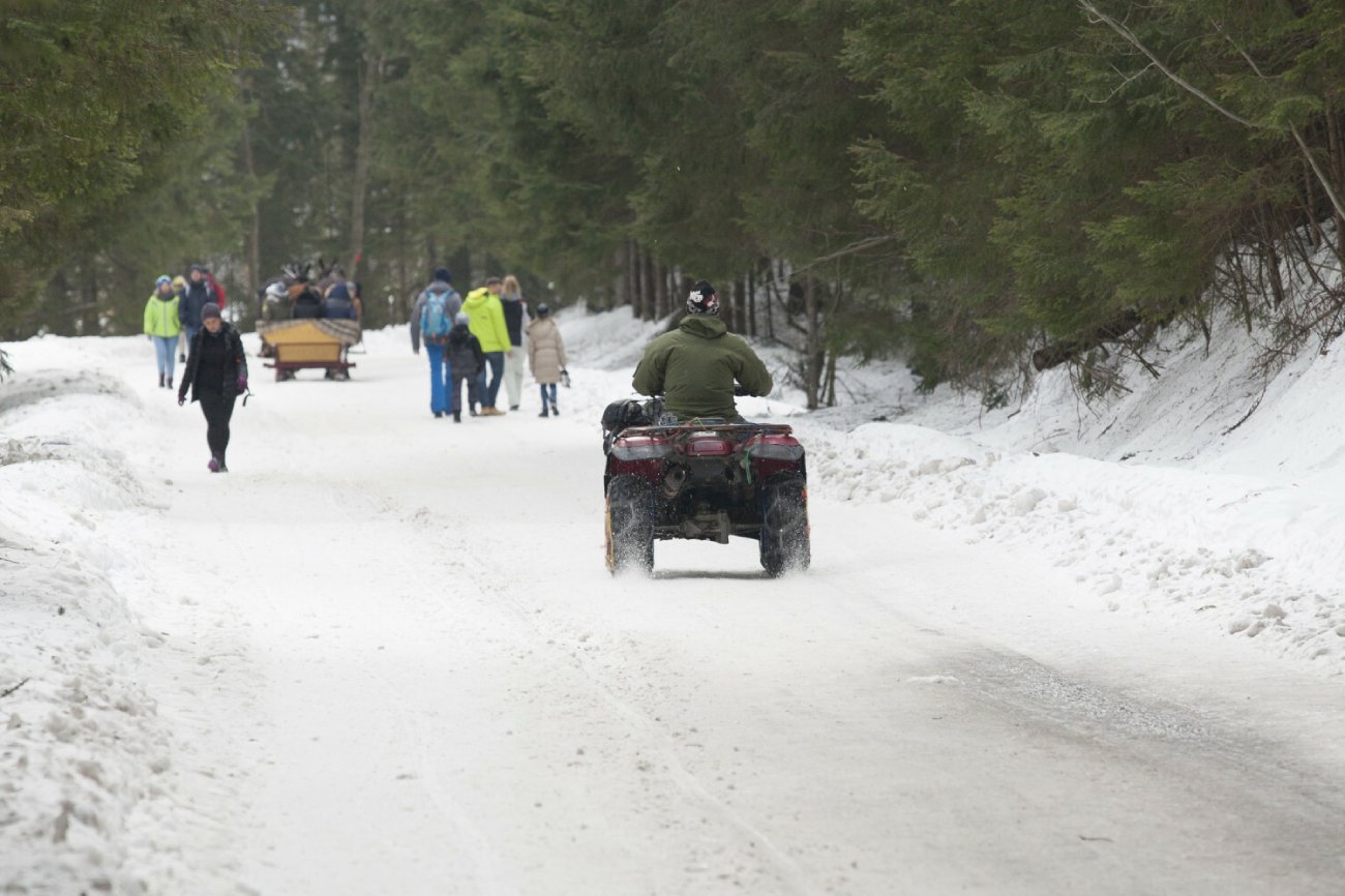 Górale mają dość turystów, którzy rozjeżdżają Podhale.