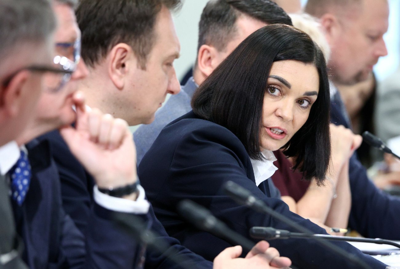Awantura na komisji ds. Pegasusa. Sroka musiała wyłączyć mikrofon Ozdobie.