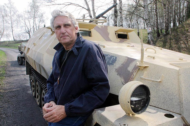 Twórca "Sensacji XX wieku" wraca do telewizji. Bogusław Wołoszański poprowadzi cykl "Skarby III Rzeszy" w Polsat Play