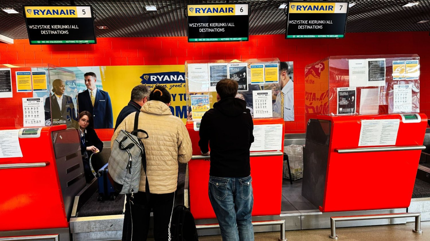 Lotnisko w Modlinie szuka stażystów