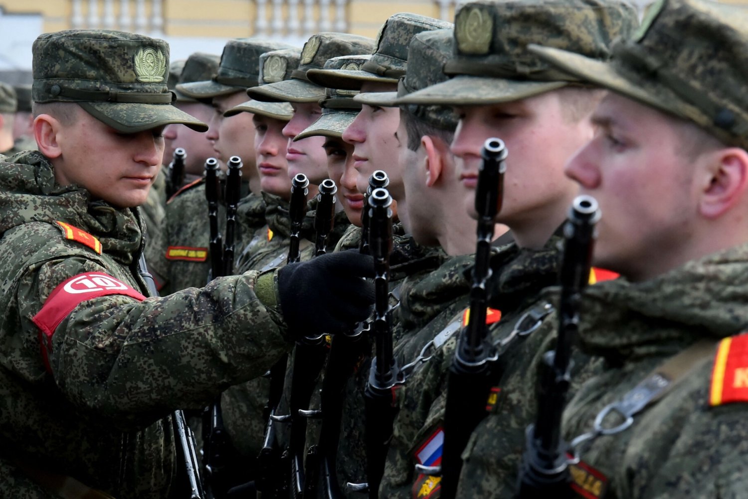 Rosjanie reagują na zapowiedź o budowie zapory z Kaliningradem.