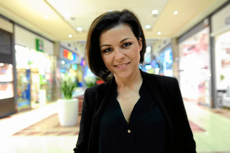 Kasia Cichopek zagra w filmie, a Jan Englert uważa, że sobie poradzi, ponieważ film wymaga mniejszych umiejętności niż teatr.