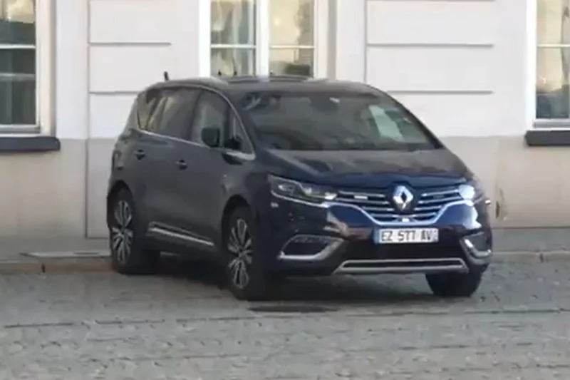 Renault Espace, który miał ulec awarii.