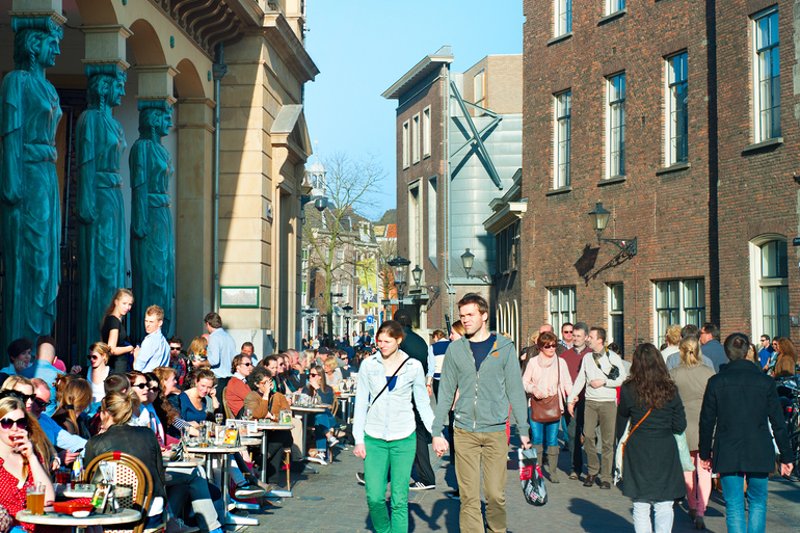 Utrecht eksperymentują: urzędnicy będą rozdawać pieniądze potrzebującym.