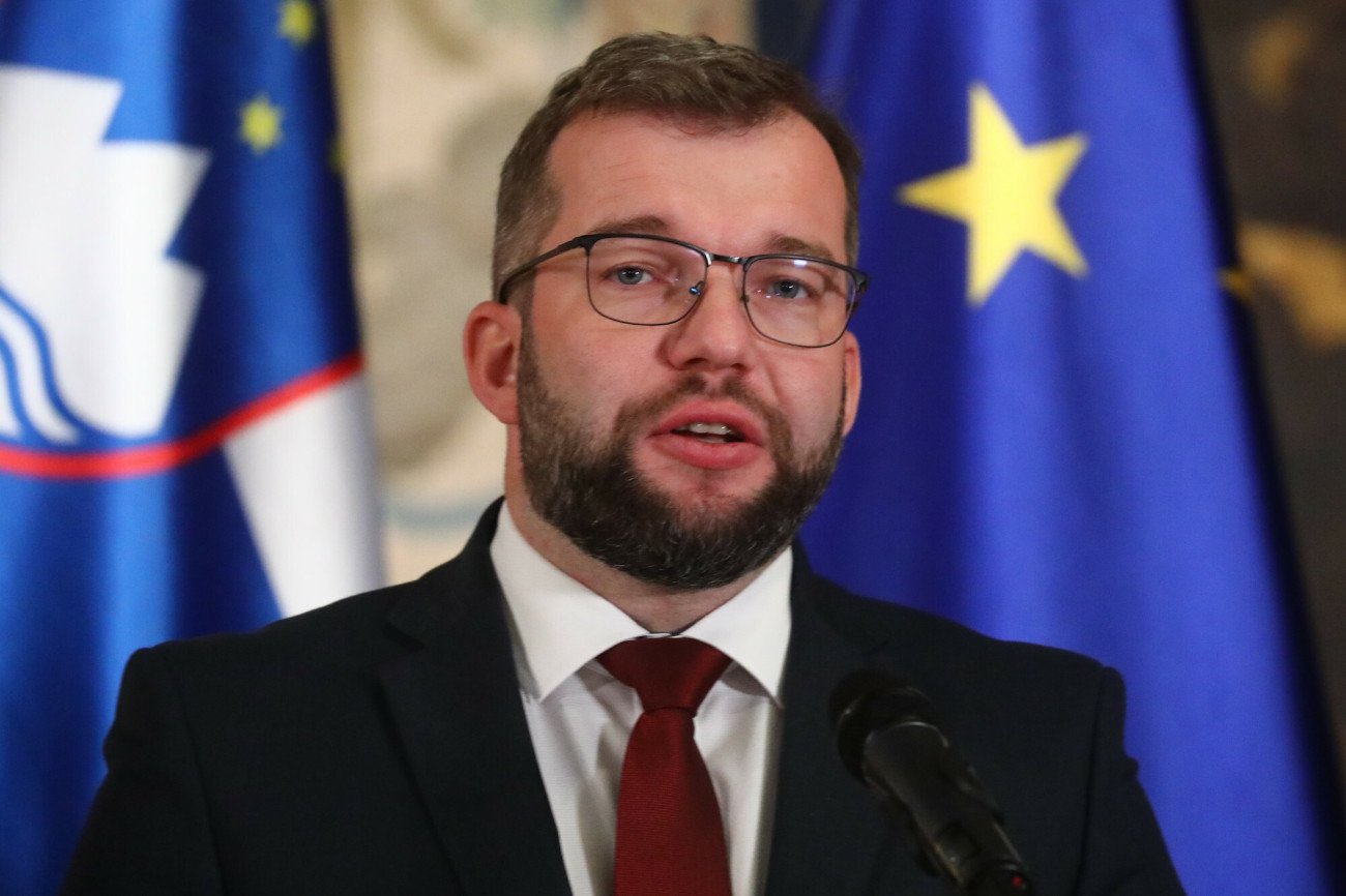 Grzegorz Puda oddał się do dyspozycji premiera.