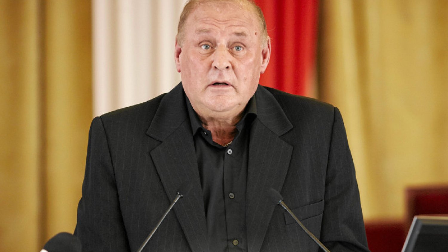 Jan Tomaszewski nie wstydzi się poglądów na temat konfliktu na Ukrainie, które nie są zgodne z linią jego partii