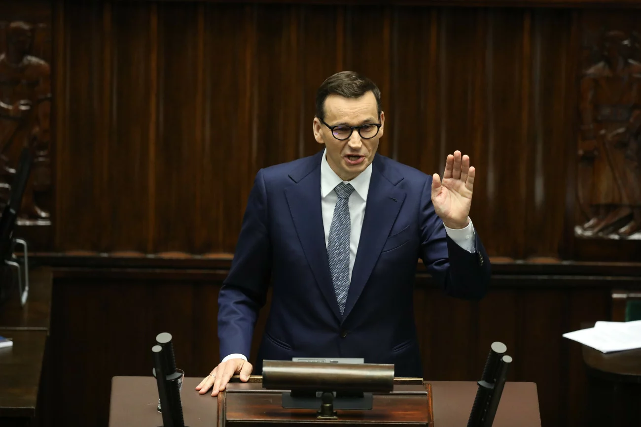 Premier Mateusz Morawiecki w Sejmie: – Ja zostawiłem za sobą złote trony dla służby publicznej.
